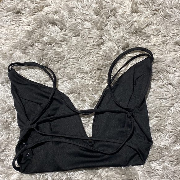 Open back plunge neck crop top strappy - Picture 2 of 2